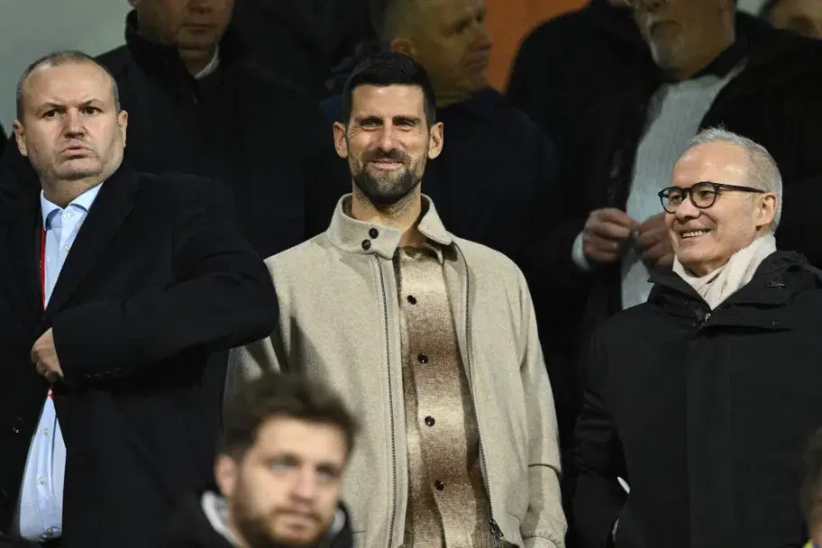 Новак Джокович в публиката.