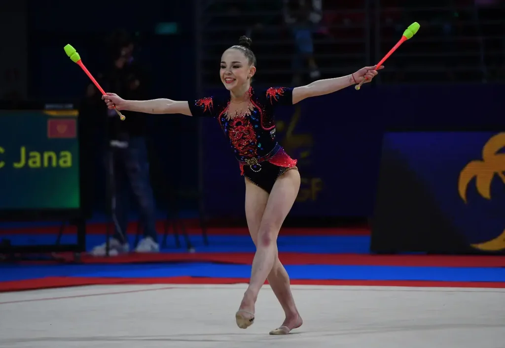 Стилияна Николова