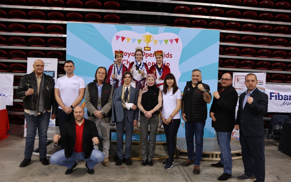 Царското семейство на България