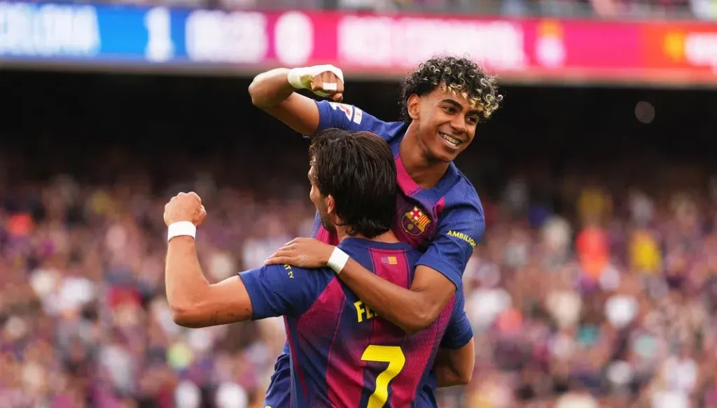 Ламин Ямал и Феран Торес