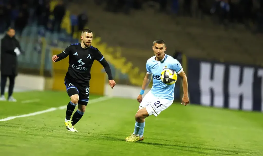 Мач между Левски и Арда