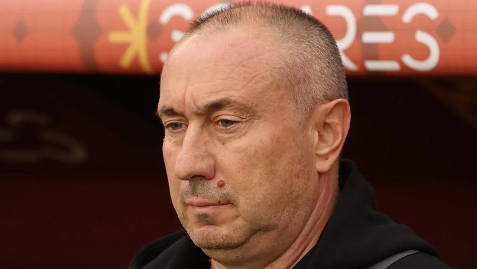 Стоилов разкритикува съдийството след 3:3 на Гьозтепе